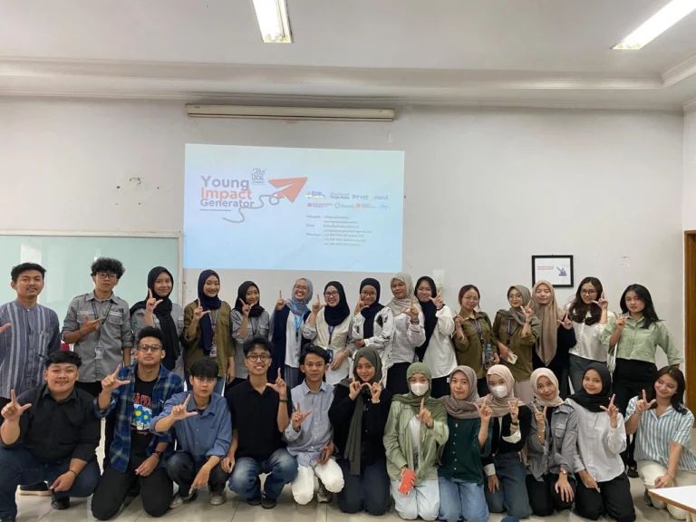 Pelajari bagaimana mahasiswa STIA LAN Bandung belajar kewirausahaan sosial melalui pengalaman praktis dan kolaborasi lintas sektor untuk menciptakan perubahan sosial berkelanjutan